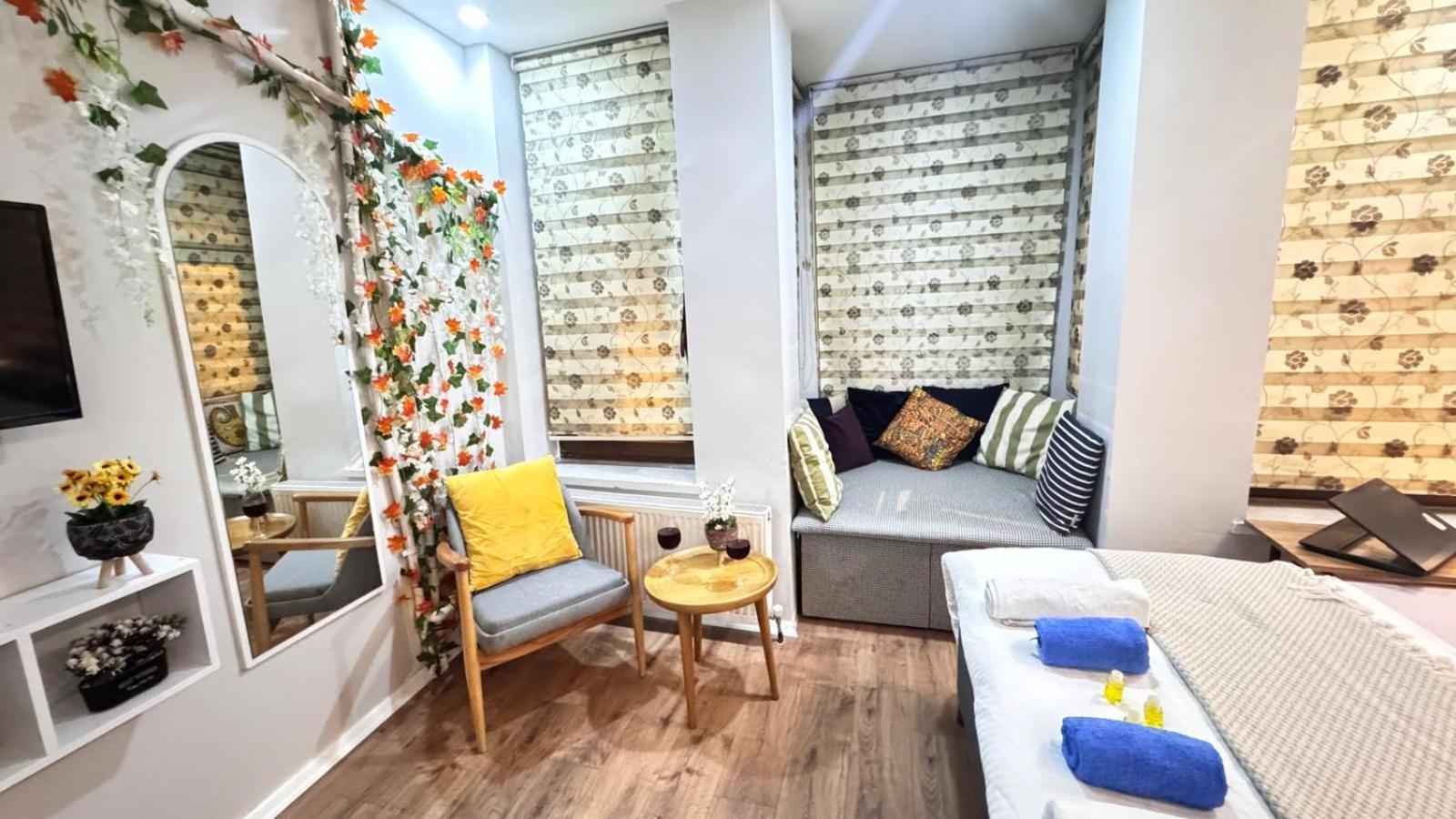 Taksim Camellia Suit Istanbul Exterior photo
