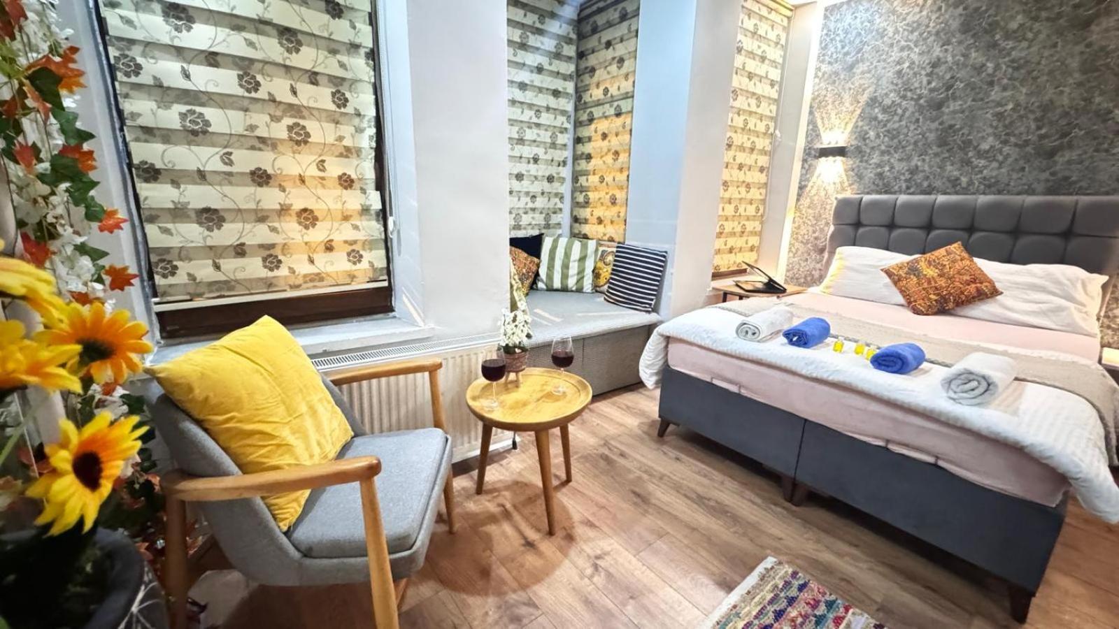 Taksim Camellia Suit Istanbul Exterior photo